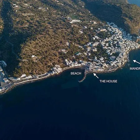 Апартаменты Casa Del Mare Sea View House Up To 6 Guests Mandraki (Nisyros)
