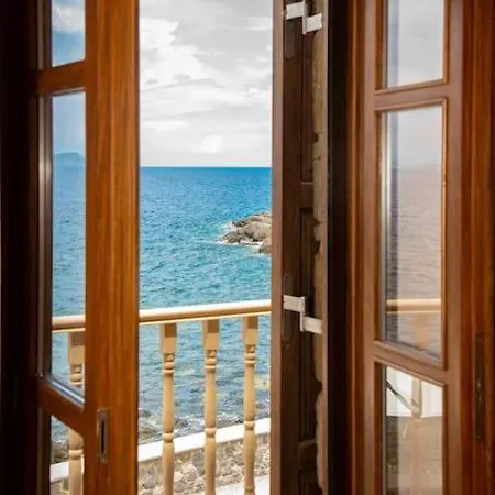 Апартаменты Casa Del Mare Sea View House Up To 6 Guests *