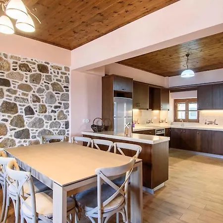 Апартаменты Casa Del Mare Sea View House Up To 6 Guests Mandraki (Nisyros)